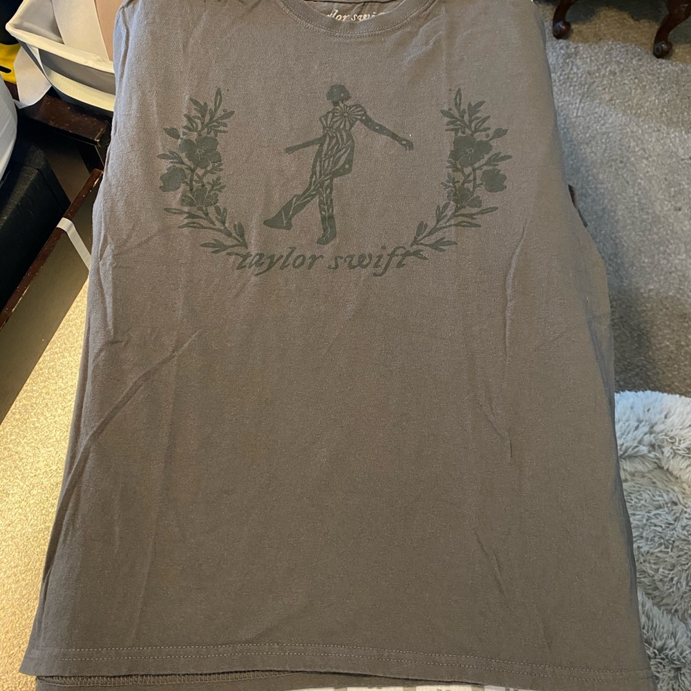 Taylor Swift folklore evermore Floral Wreath Gray T-Shirt M Official Merch